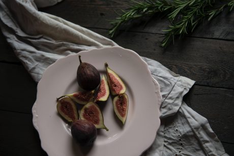 Joghurt, Feigen, gesundes Frühstück